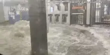 La metro di New York invasa dall’acqua dopo forti piogge nel Nord-Est