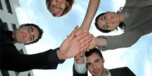 Imprese, Inps: "Quasi il 98% ha meno di 50 dipendenti ma cresce dimensione media"