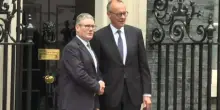 Il cancelliere Merz a Londra accolto da Starmer a Downing Street