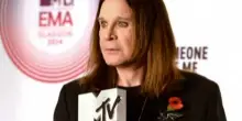L’omaggio dei fan a Ozzy Osbourne, icona indomita del Rock