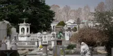 Monumento in memoria di Matteotti vandalizzato: reazioni politiche e indagini avviate