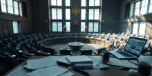 La battaglia politica in Campania: De Luca contro 5 Stelle