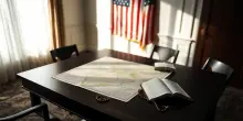 La sorprendente connessione tra fede e conflitti nella politica americana