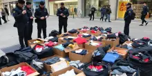 Operazione anti-contraffazione: sequestrati oltre 200 capi a Pescara