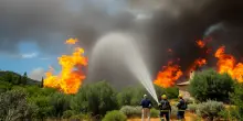Orosei in fiamme: la gestione degli incendi in Italia