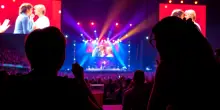 Scandalo kiss cam: Andy Byron perde tutto dopo il concerto dei Coldplay