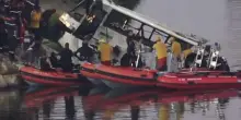Algeria, autobus nel fiume: almeno 18 morti e 9 feriti