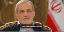 Iran, il presidente Pezeshkian sconsiglia leggi più severe sul velo