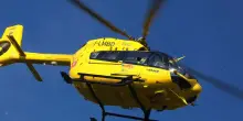 Incidente stradale a Piaggine: auto si ribalta, due giovani coinvolti