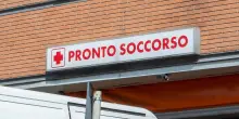 Locri, donna partorisce da sola in spiaggia: la decisione inaspettata in ospedale