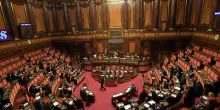 Milano, donna investita e uccisa: quattro bambini identificati, polemica politica infuocata