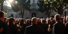 Pippo Baudo, funerali a Militello: l’omelia di don Albanese