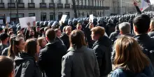 Scontri in Serbia: manifestazioni contro il governo di Vucic