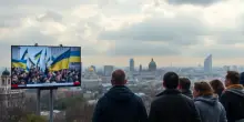 Tensioni crescenti: Trump e Zelenskyy rispondono agli attacchi russi