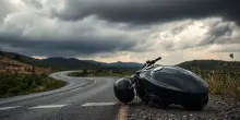 Un fulmine fatale: la morte di un motociclista in Salento
