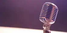 Ermal Meta a Io canto Family: dalla musica al ruolo di padre-coach