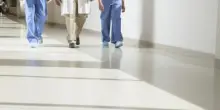 Sanità: arrivano scudo penale per medici e scuola di specializzazione per Mmg