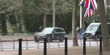 Il principe Harry arriva a Londra per incontrare Re Carlo III