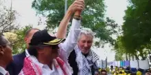 Presidente colombiano e Roger Waters insieme a manifestazione Pro-pal