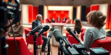 Il dramma televisivo tra Adinolfi e Cipollari: cosa sta succedendo?
