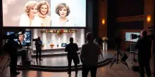 Il Ritorno di Amadeus a Mediaset: Un Tributo Emozionante a Lorella Cuccarini