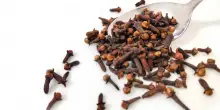 Allerta alimentare, pesticidi oltre i limiti di legge: richiamati chiodi di garofano in diversi supermercati