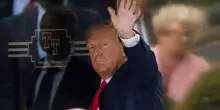 Google multata dall’Ue, Trump minaccia nuovi dazi: “È folle”