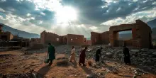 La drammatica condizione dei rifugiati afghani dopo il terremoto: un’analisi approfondita