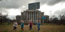 Sanzioni del Regno Unito contro la Russia per la deportazione di bambini