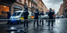 Sparatoria in centro città: feriti gravi e indagini in corso