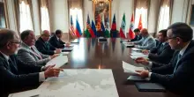 Trump minaccia dazi per costringere Russia a concludere il conflitto in Ucraina