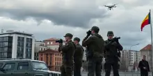 Zelensky: i droni russi minacciano anche Polonia e Romania