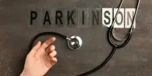 Parkinson, in Italia ok ad apomorfina sublinguale in episodi off