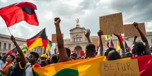 Gioventù del Madagascar in Rivolta: Proteste contro il Governo di Rajoelina