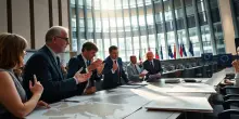 Gli eurodeputati sollecitano una risposta coordinata dell’UE alle minacce russe e alla guerra ibrida