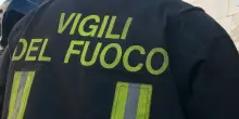 Milano, divampa un incendio in una casa: evacuato il palazzo, ci sono intossicati