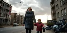 Kramatorsk evacuation of families as Russian drone strikes increase