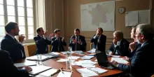 La sfida di Sébastien Lecornu per il bilancio 2024: un percorso complesso