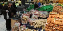 Confcommercio: Pil in crescita dello 0,1% a maggio e giugno, consumi ancora deboli