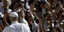 Papa Leone XIV: Appello per la Pace in Ucraina e Preghiera per le Vittime