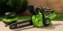 Dimentica la fatica con la motosega a batteria: sconto shock su Amazon (-32%)