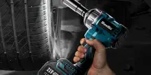 Offerta lampo: avvitatore a impulsi con tanti accessori inclusi, solo per poche ore