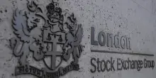 Borsa: l'Europa conclude piatta, Londra +0,1%