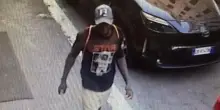 Roma, lo stupratore di Tor Tre Teste avrebbe violentato una seconda donna prima dell’arresto