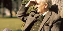 Cosa c’è da sapere sulla mostra di Tolkien che apre oggi a Trieste