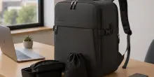 Nessun sovrapprezzo: lo zaino da cabina per volare con le compagnie aeree è in promo su Amazon