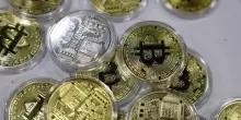 Oam, più italiani con cripto, cala valore dei portafogli