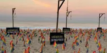 Protesta arcobaleno contro l'Iran a Rio in occasione del Brics