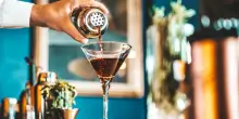 Oggi è la giornata mondiale dell’aperitivo: i drink che hanno fatto la storia