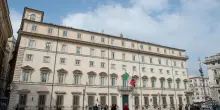 Giorgia Meloni guida vertice su escalation militare in Medio Oriente e violazioni nucleari iraniane